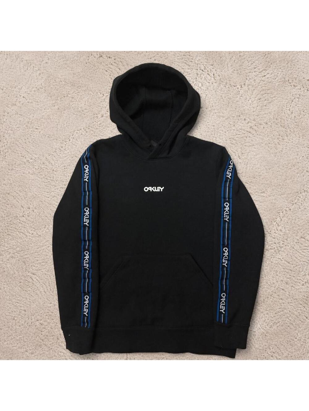 Crazy fire Y2K vintage style Oakley sleeve spellout hoodie.